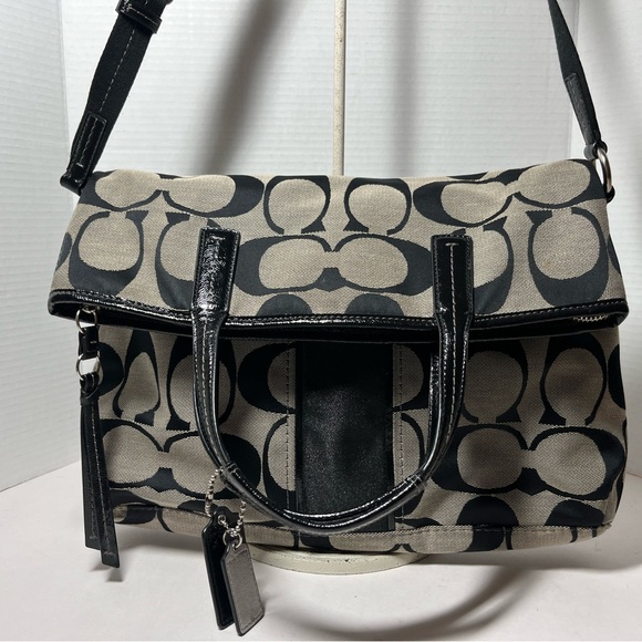 Coach Signature Foldover Tote H1380-F23304 - Picture 4 of 14